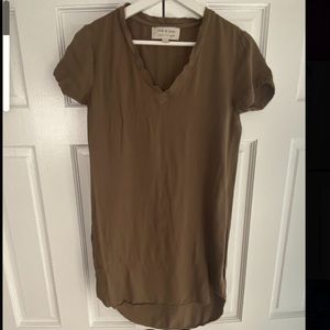 Cloth & Stone V Neck Olive Shirt